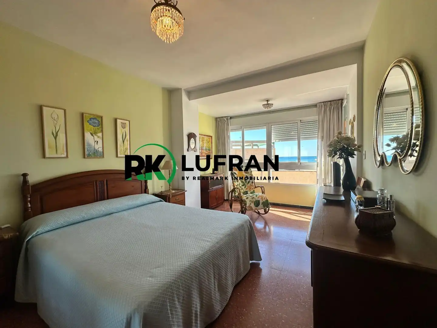 Dormitori de Apartament en venda en Alicante / Alacant amb Terrassa, Moblat i Balcó