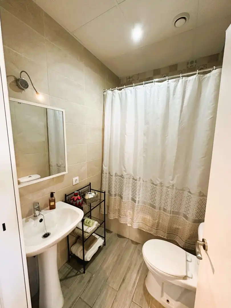 Baño de Estudio en venta en Tarifa con Calefacción y Amueblado