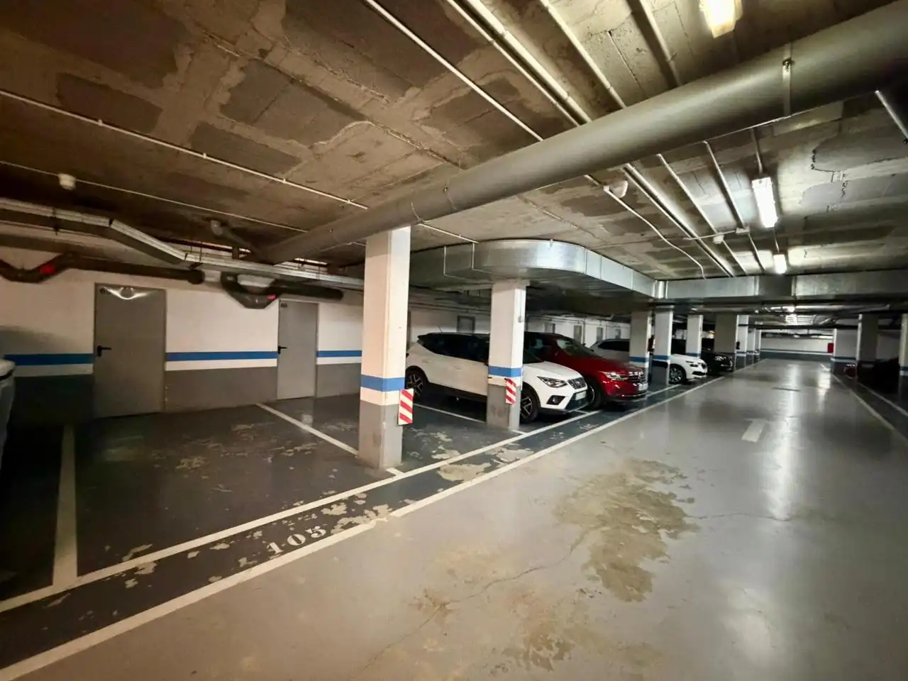 Parking de Piso en venta en Montcada i Reixac con Aire acondicionado, Calefacción y Parquet