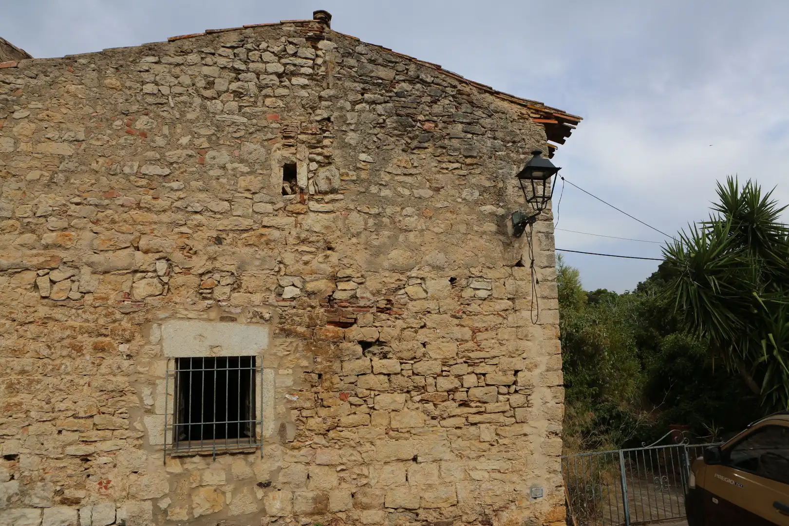 Vista exterior de Finca rústica en venda en Begur amb Jardí privat