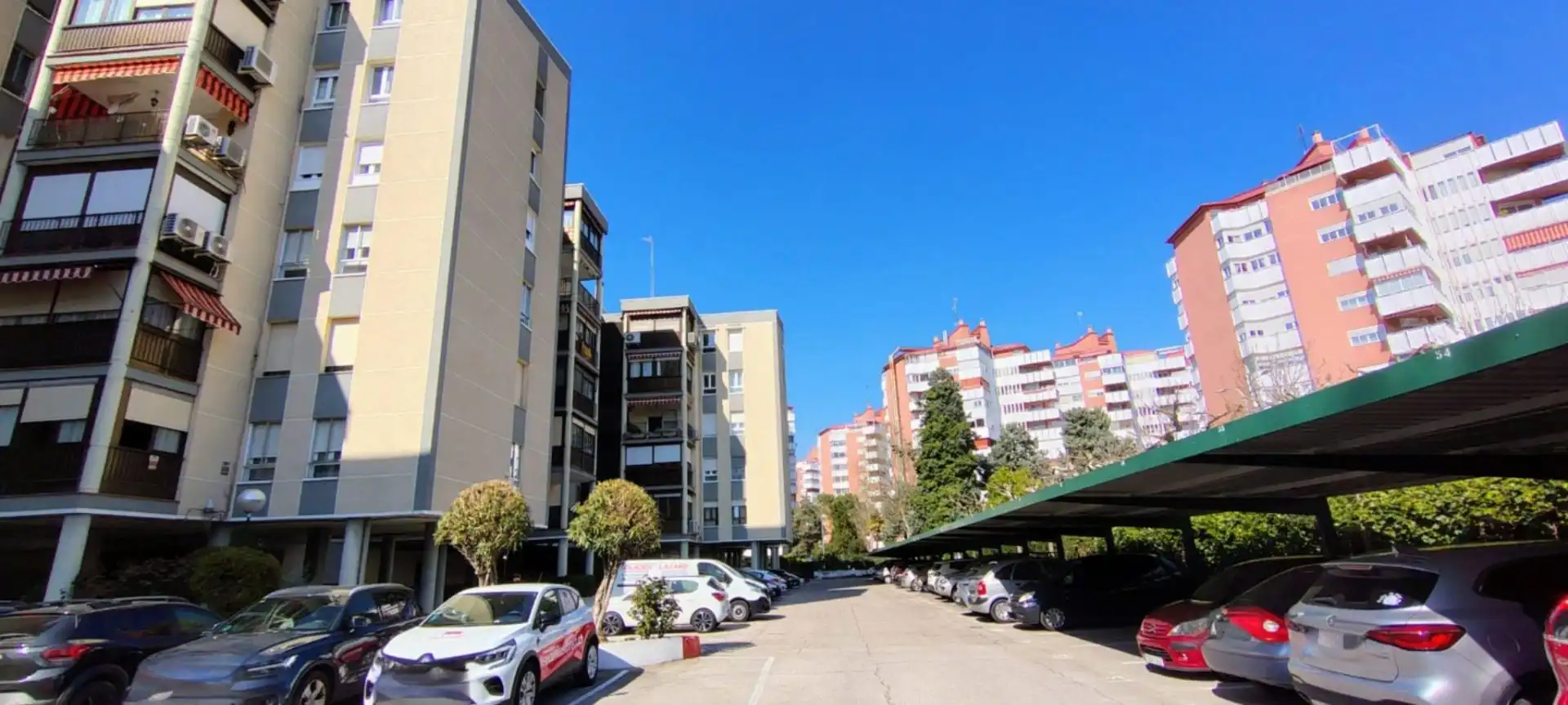 Exterior view of Flat for sale in Móstoles  with Heating, Terrace and Storage room