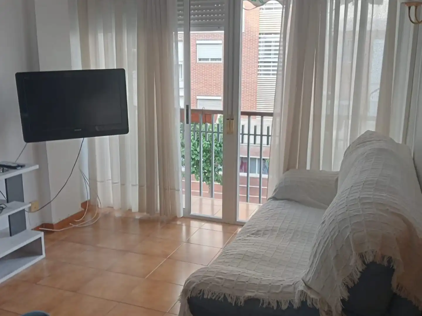 Piso de alquiler en San Antón