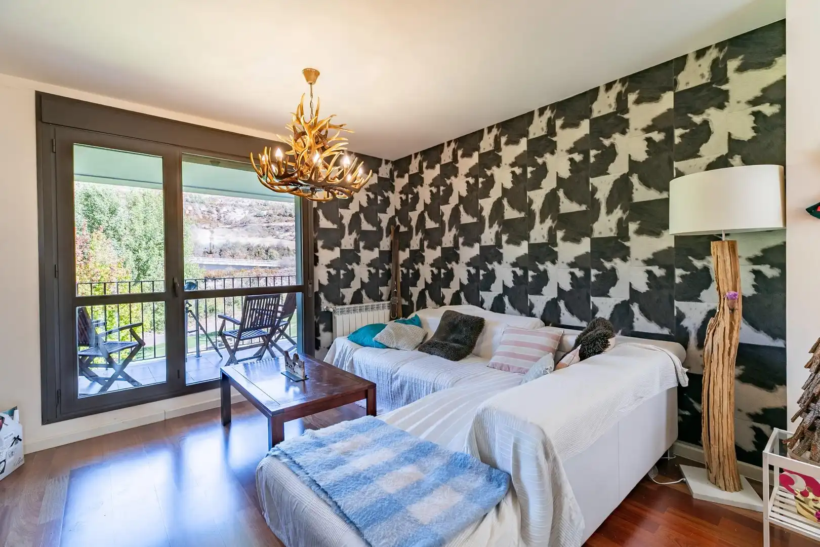 Pis amb terrassa en venda a VARELLAS AG.LATAS 16, imagen 4