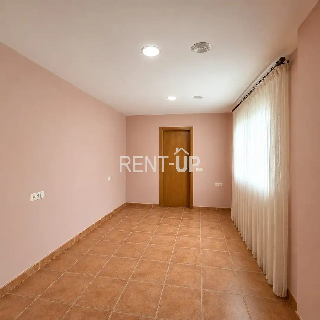 Casa adosada en venta en Novelé  / Novetlè con Aire acondicionado, Terraza y Trastero