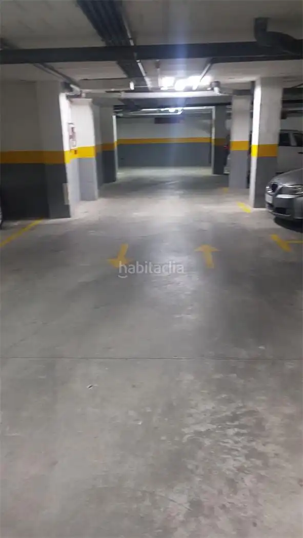 Parkplatz zur Miete in Calle Levante 16B, imagen 3