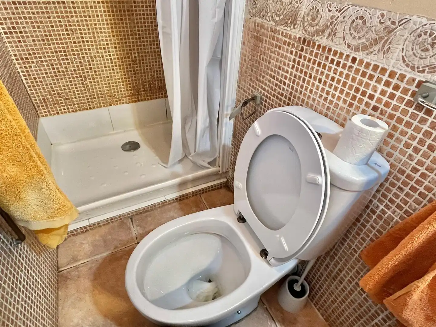 Bathroom of Attic for sale in Ripollet  with Air Conditioner, Heating and Balcony