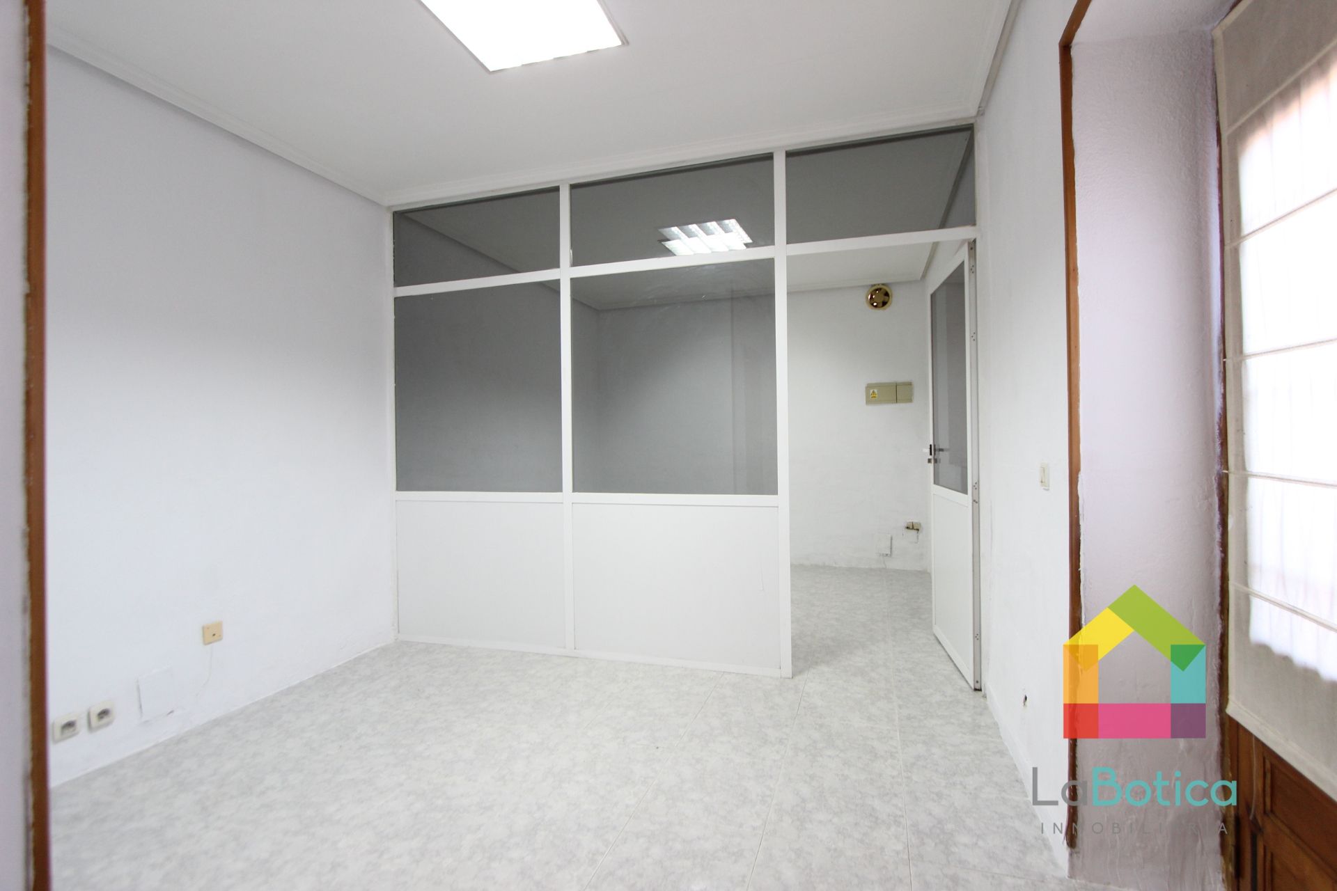 Premises to rent in Antequeruela y Covachuelas