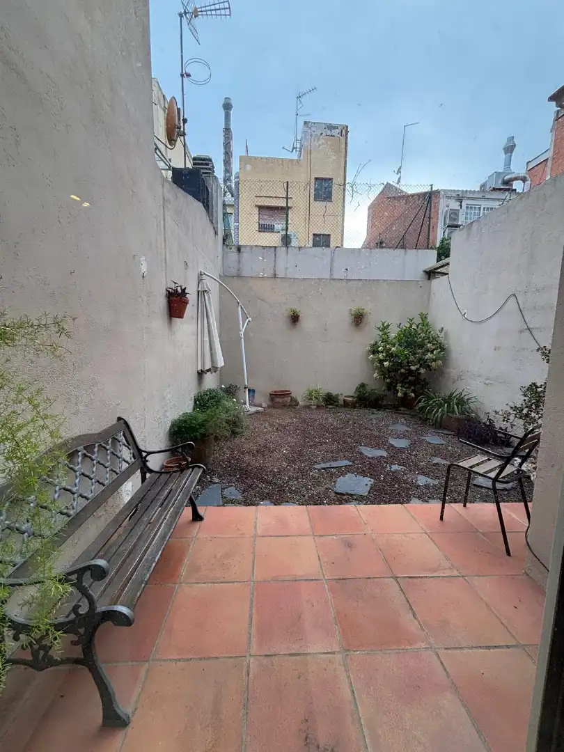 Terraza de Casa o chalet en venta en L'Hospitalet de Llobregat con Jardín privado