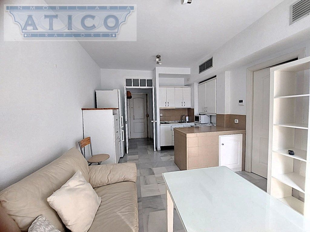 Kitchen of Flat for sale in Dos Hermanas  with Private garden and Community pool