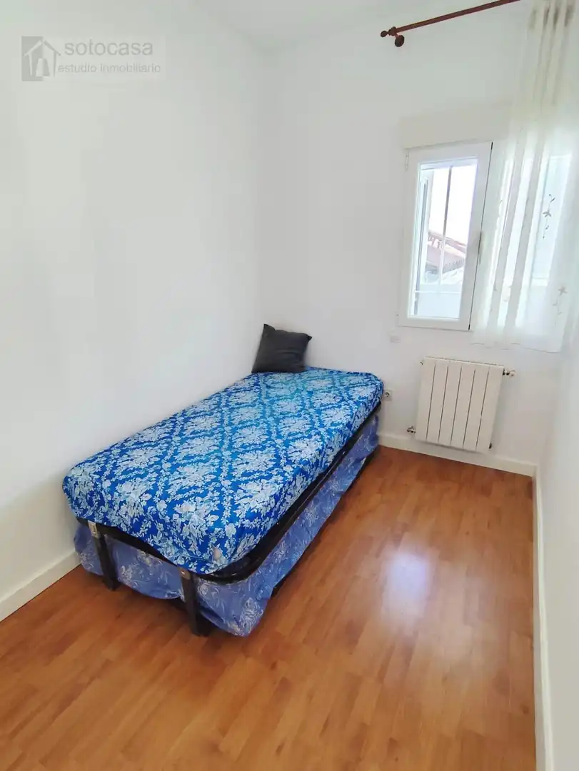 Habitación de Ático en venta en Valladolid con Calefacción, Trastero y Amueblado