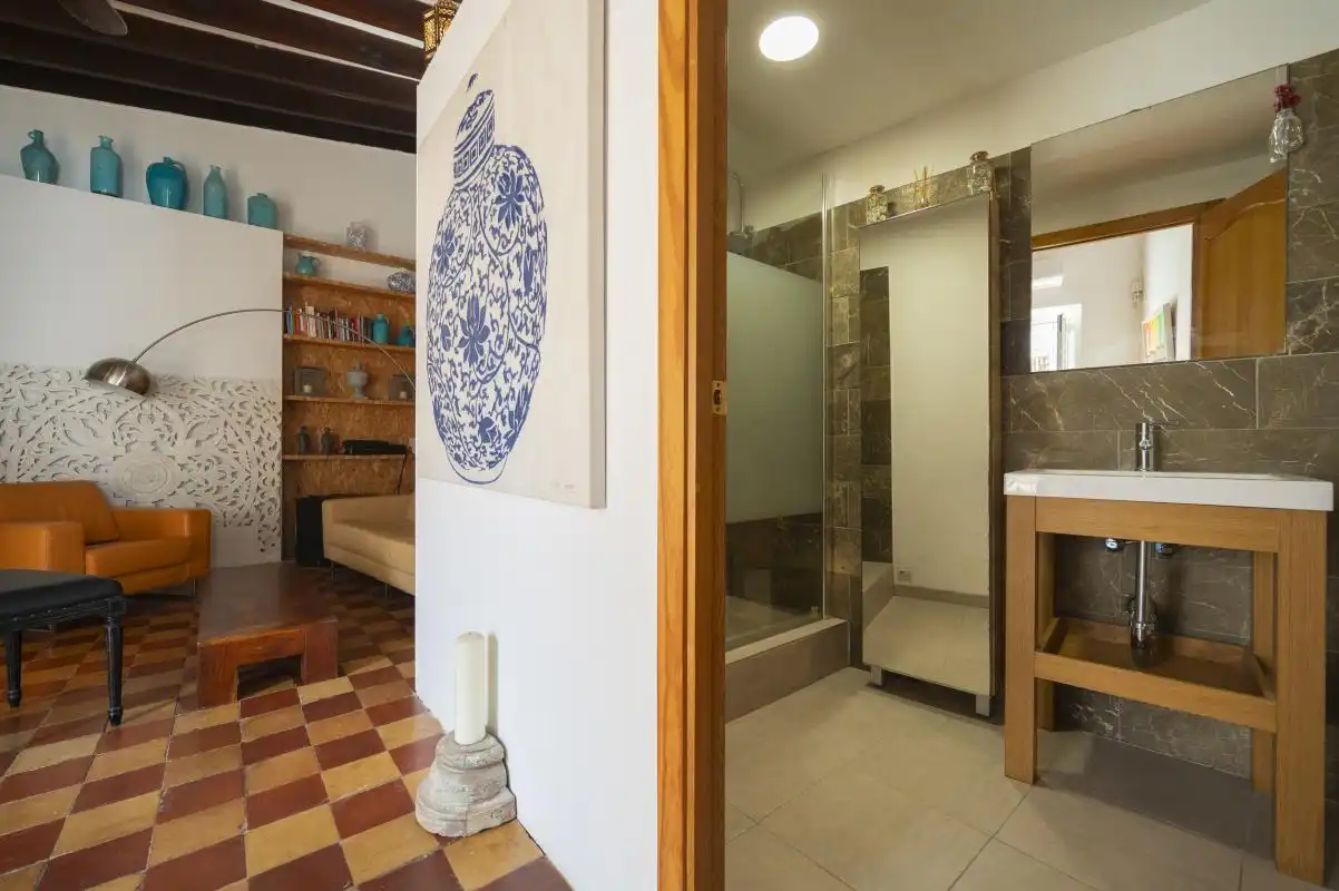 Bathroom of Flat for sale in Eivissa  with Air Conditioner, Heating and Terrace