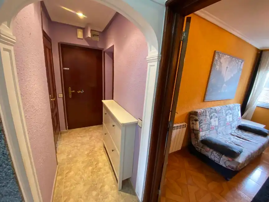 Piso de alquiler en San Martín del Rey Aurelio con Calefacción, Amueblado y Horno