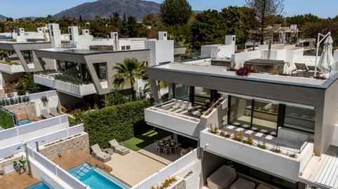 Foto 2 de Casa adosada en venda a Puerto Banús, Marbella