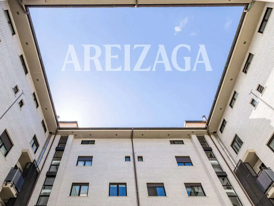 Vista exterior de Piso en venta en Donostia - San Sebastián  con Aire acondicionado, Calefacción y Terraza