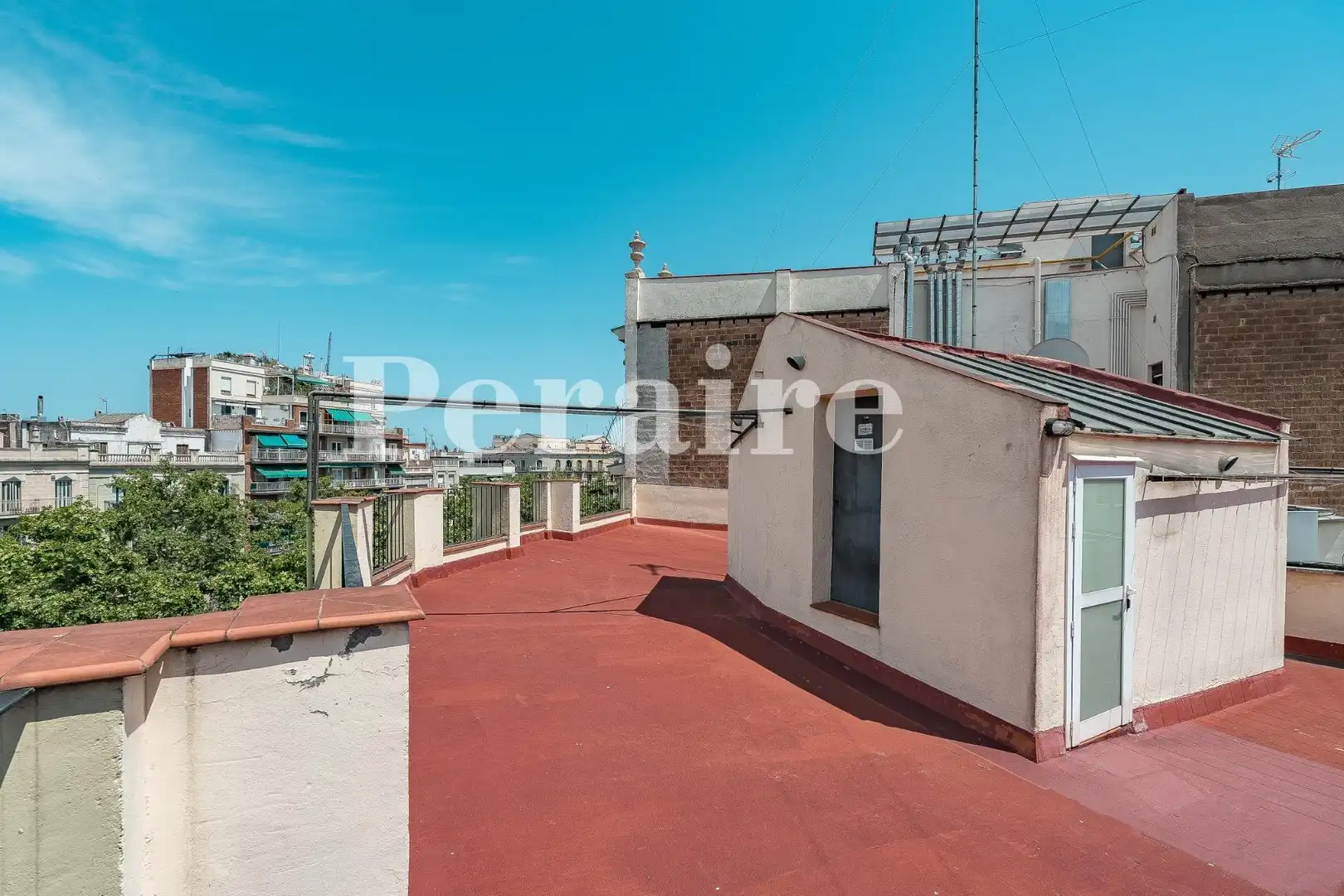 Terrasse von Wohnung zum Verkauf in Barcelona mit Klimaanlage, Heizung und Parkett