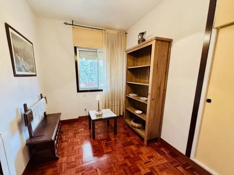 Bedroom of Flat for sale in El Espinar  with Heating, Parquet flooring and Terrace