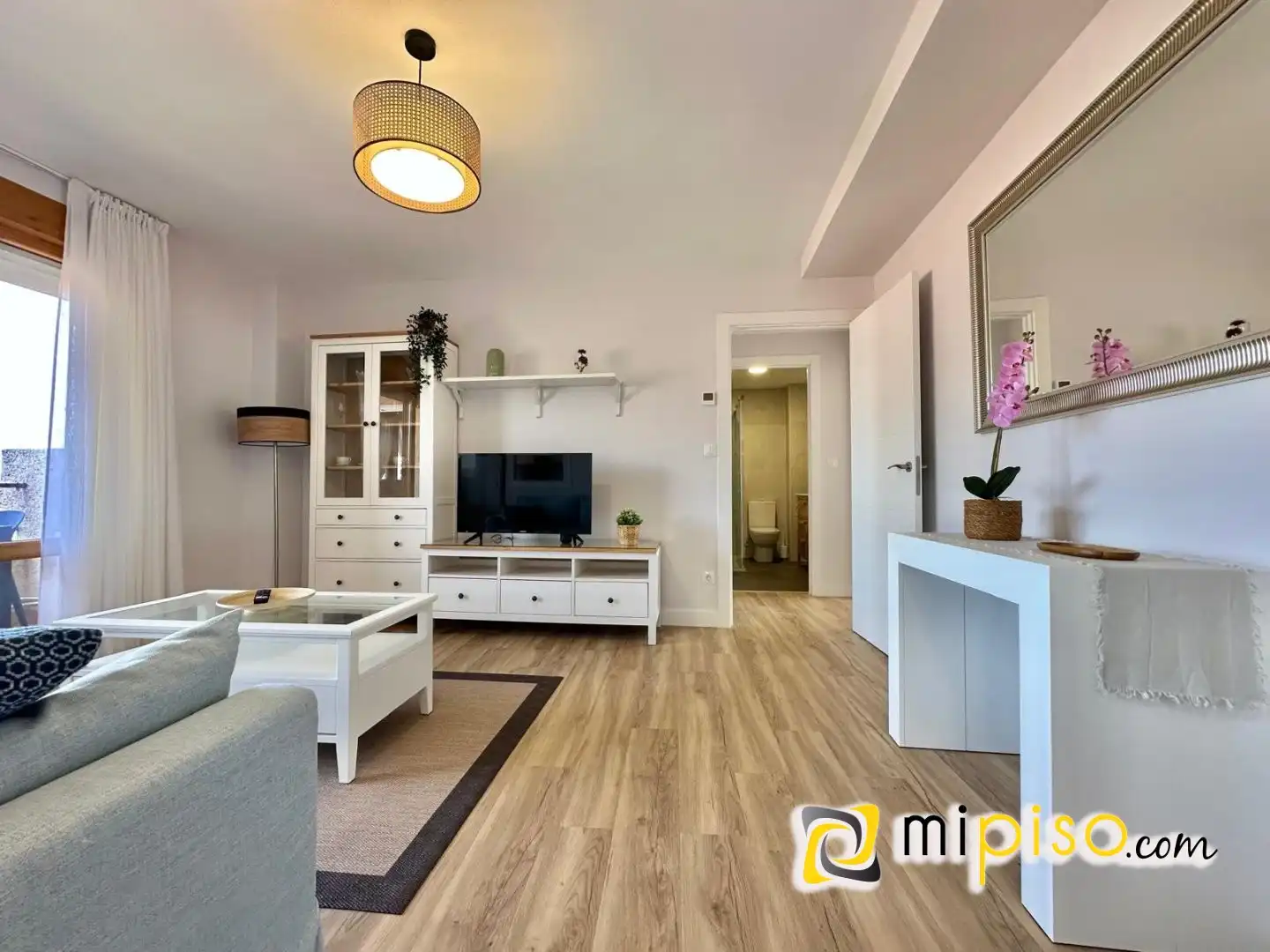 Wohnzimmer von Wohnung zur Miete in Laredo mit Heizung, Terrasse und Möbliert
