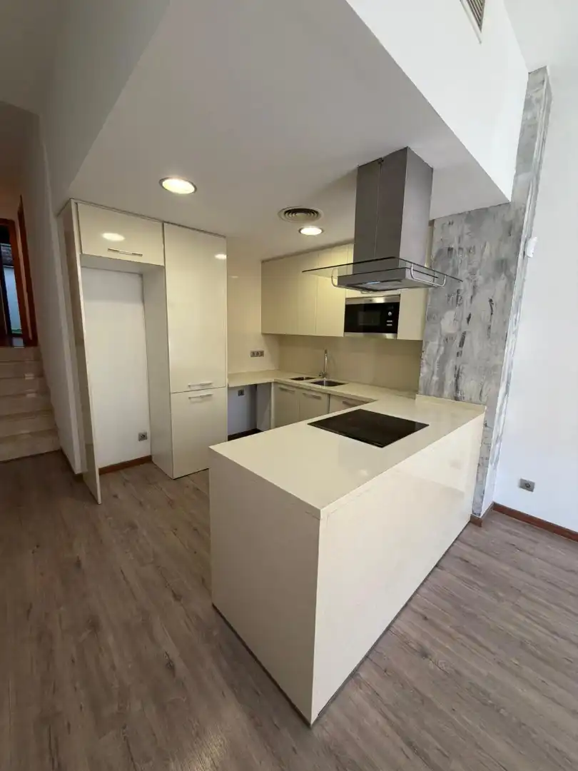 Cuina de Pis en venda en Sabadell amb Aire condicionat, Calefacció i Parquet
