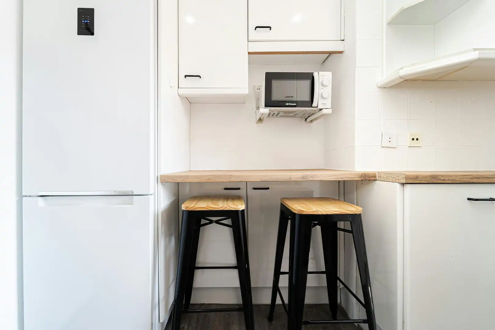 Cocina de Piso para compartir en Madrid con Aire acondicionado, Calefacción y Lavadora