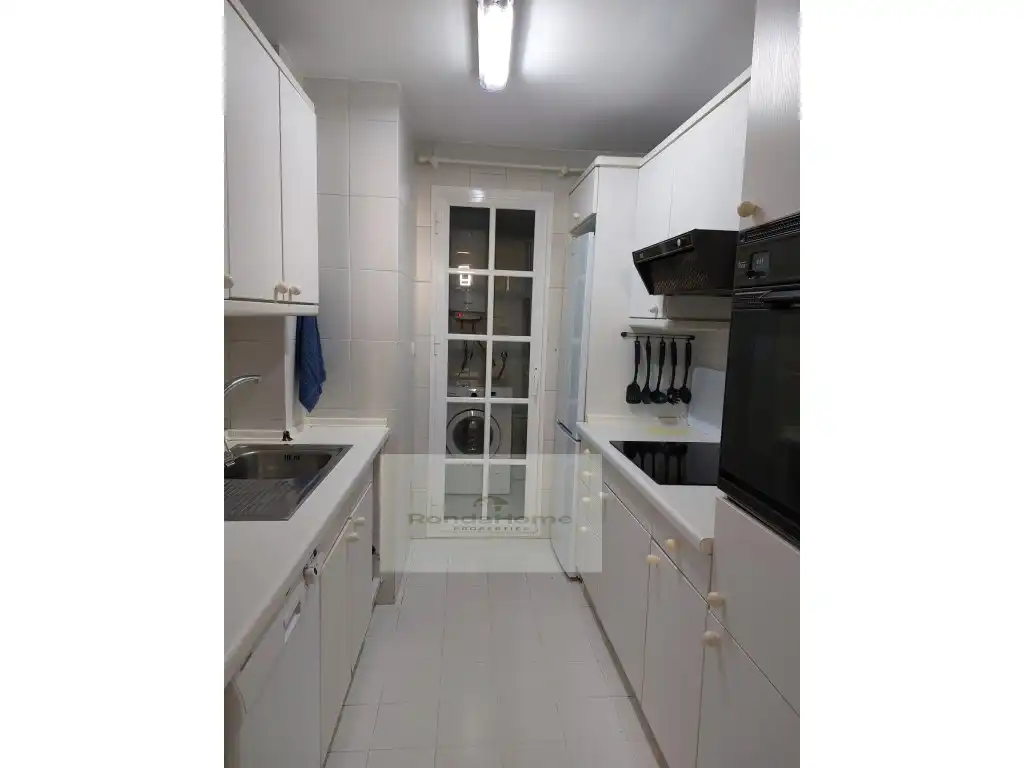 Flat for rent in Puerto Marina