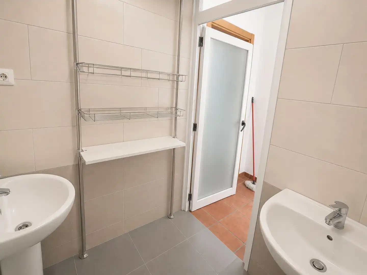 Bathroom of Houses for sale in El Masnou  with Heating