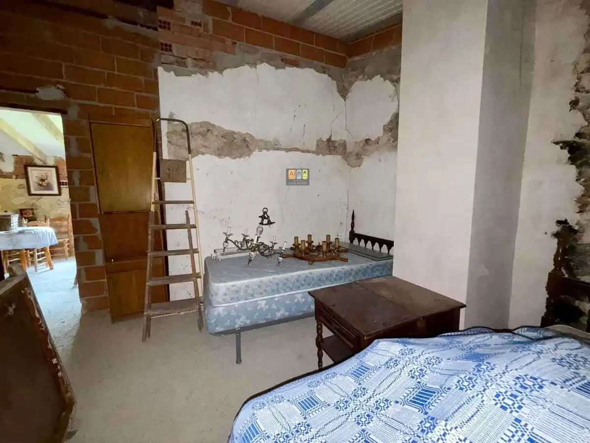 Country house with garden for sale in Sella, imagen 36