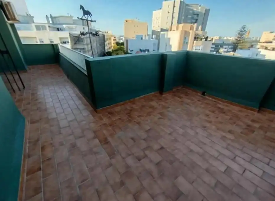 Terrassa de Àtic en venda en Cádiz amb Aire condicionat, Parquet i Terrassa