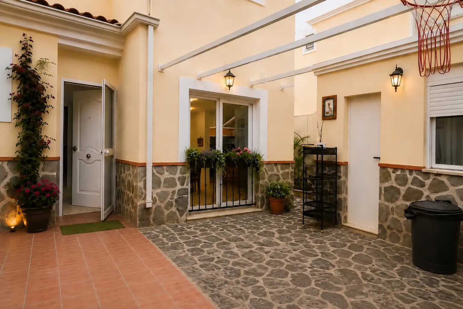 Detached homes for sale in Málaga  with Terrace, Storage room and Balcony