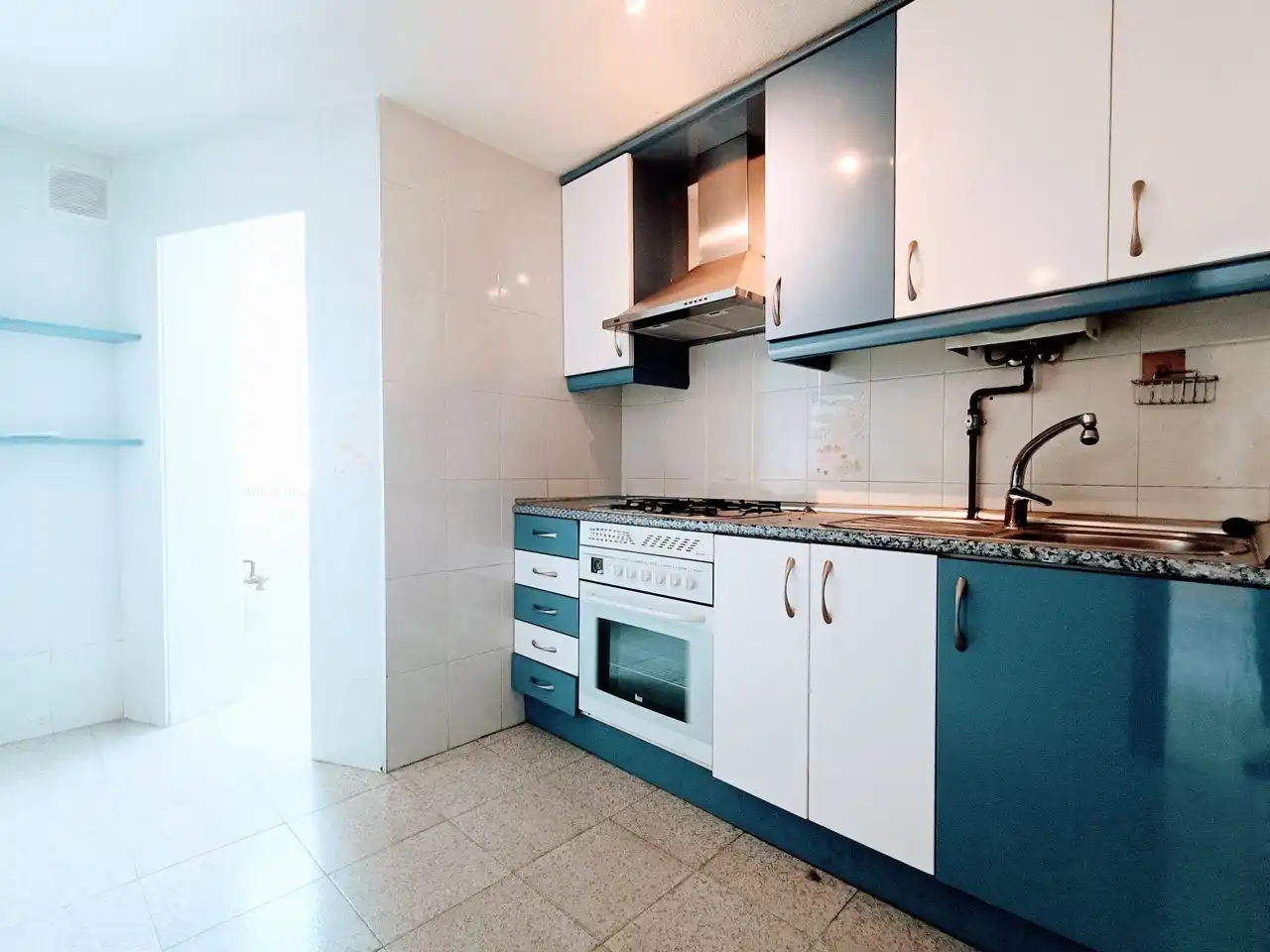 Cocina de Piso en venta en Madrid con Aire acondicionado, Terraza y Horno