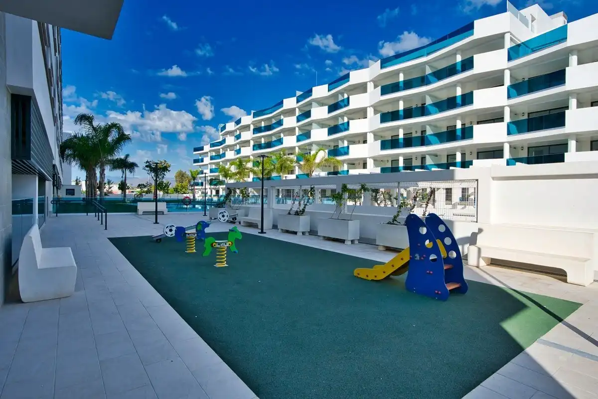 Schwimmbecken von Wohnungen zum Verkauf in Mijas mit Privatgarten, Terrasse und Abstellraum