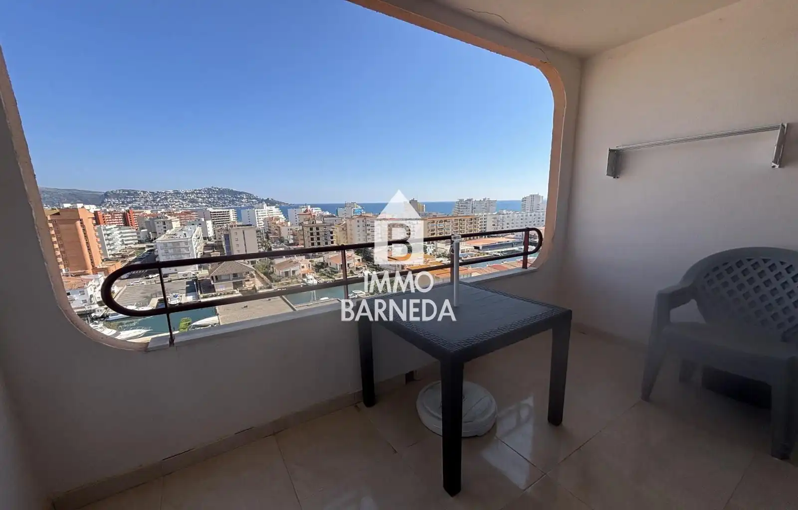 Appartement avec piscine à vendre à ponnet 11