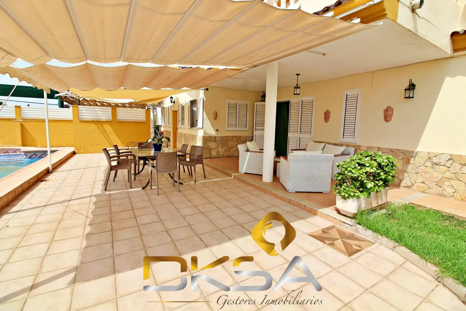 Garden of Houses for sale in Castellón de la Plana / Castelló de la Plana  with Air Conditioner, Heating and Private garden