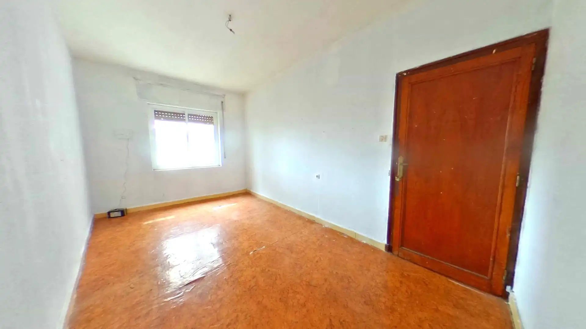 Schlafzimmer von Wohnungen zum Verkauf in Plasencia mit Balkon