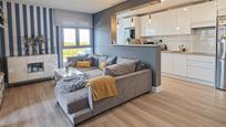 Sala d'estar de Àtic en venda en  Madrid Capital amb Aire condicionat, Calefacció i Jardí privat