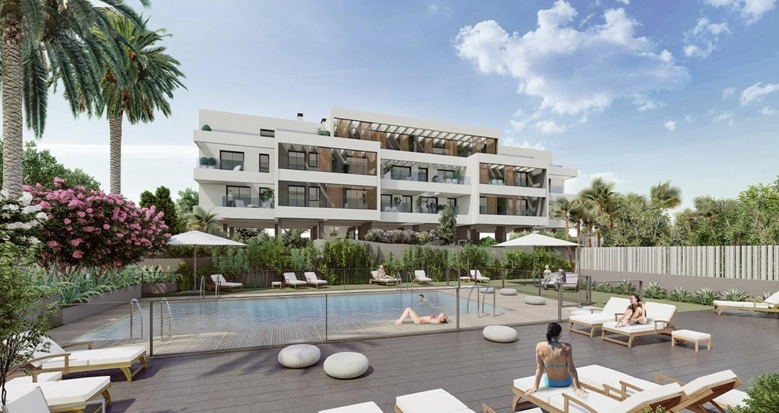 Vista exterior de Apartament en venda en Torremolinos amb Terrassa i Piscina comunitària