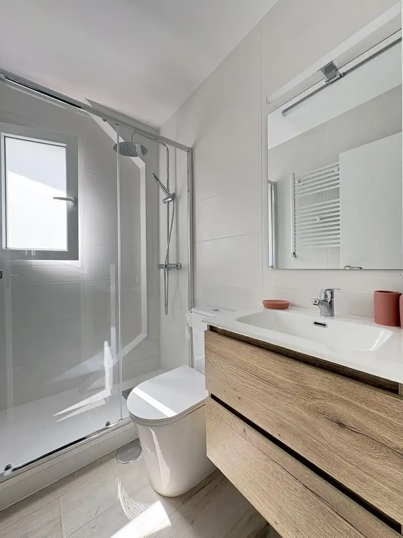 Flat to rent in Calle Ribota, imagen 10