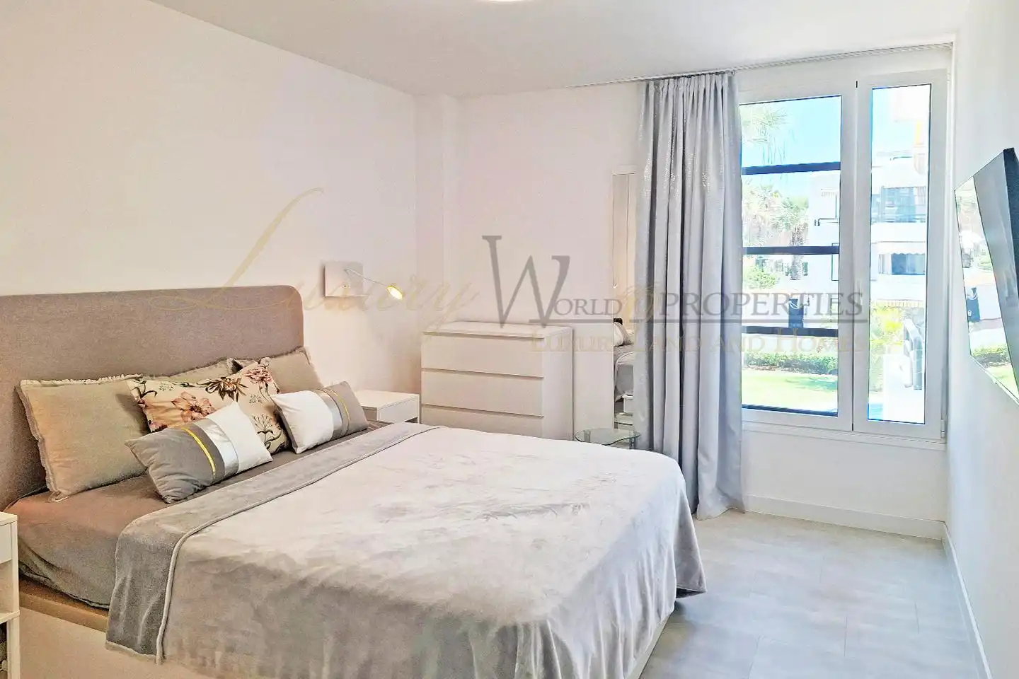 Apartament amb piscina en venda a Rafael Puig Lluvina, imagen 12