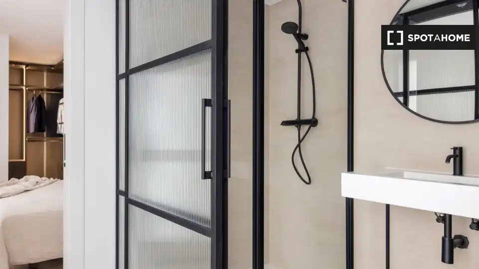 Flat with terrace to rent in Ciutat Vella, imagen 7
