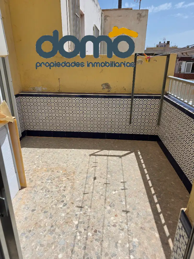 Piso de alquiler en Carretera de Níjar, 26, San Luis