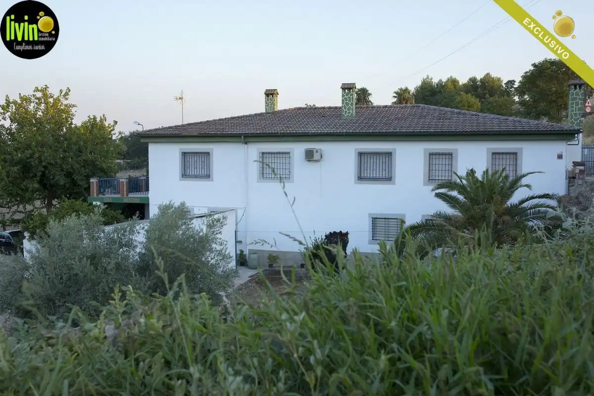 Vista exterior de Casa o xalet en venda en Puente Tablas - Puente Nuevo - Cerro Molina
