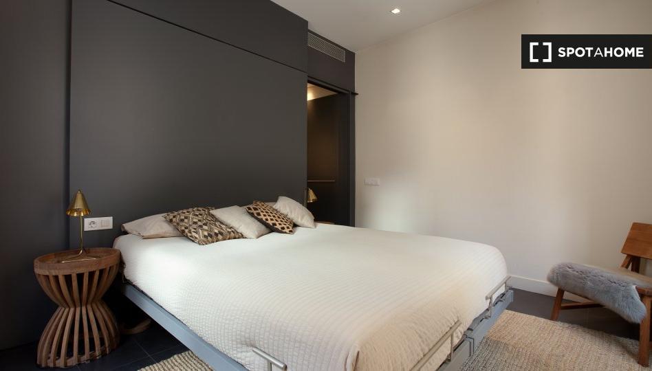 Photo 1 of Flat to rent in Barri Gòtic, Barcelona