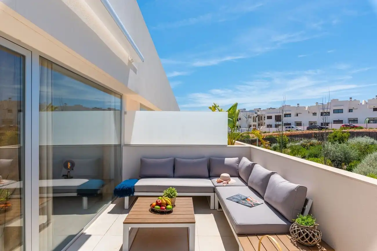Ático con terraza en venta en Los Balcones - Los Altos, imagen 21