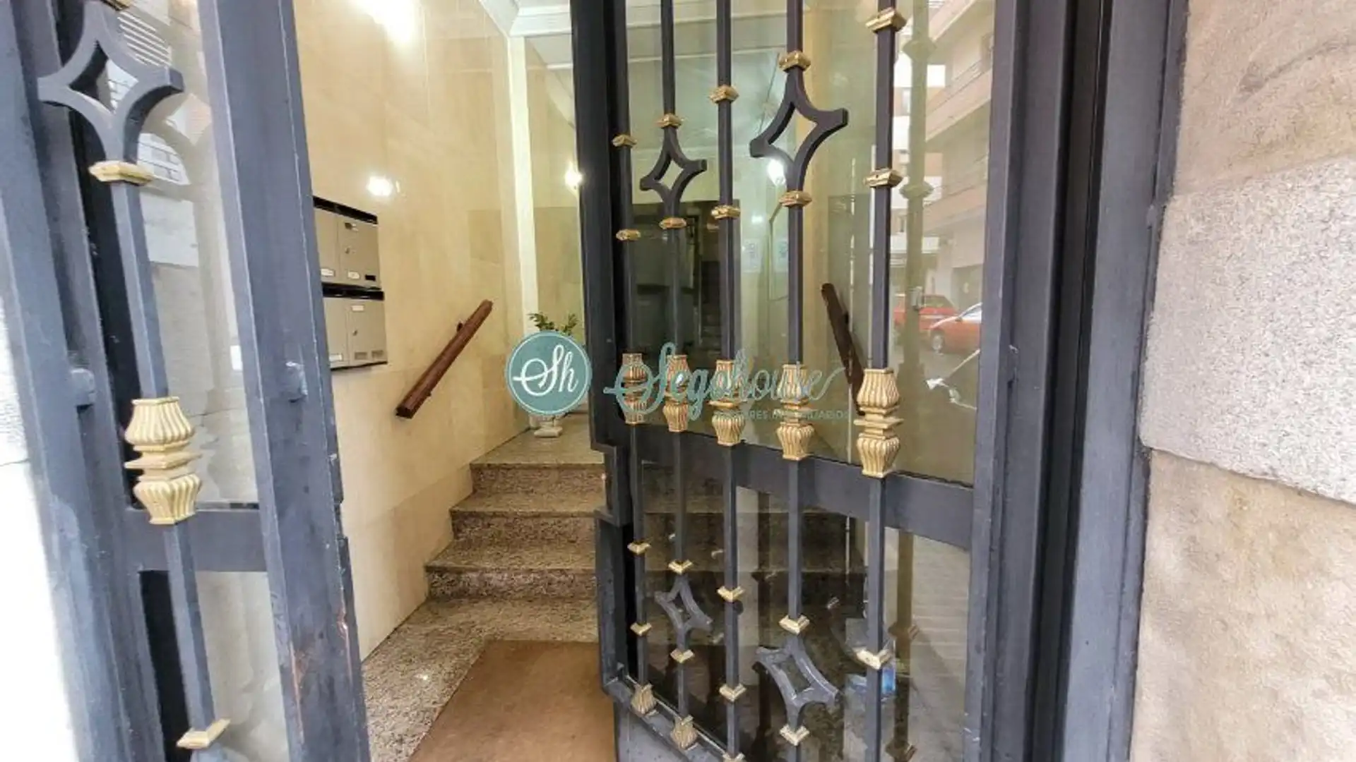 Piso en venta en Segovia Capital con Calefacción y Amueblado