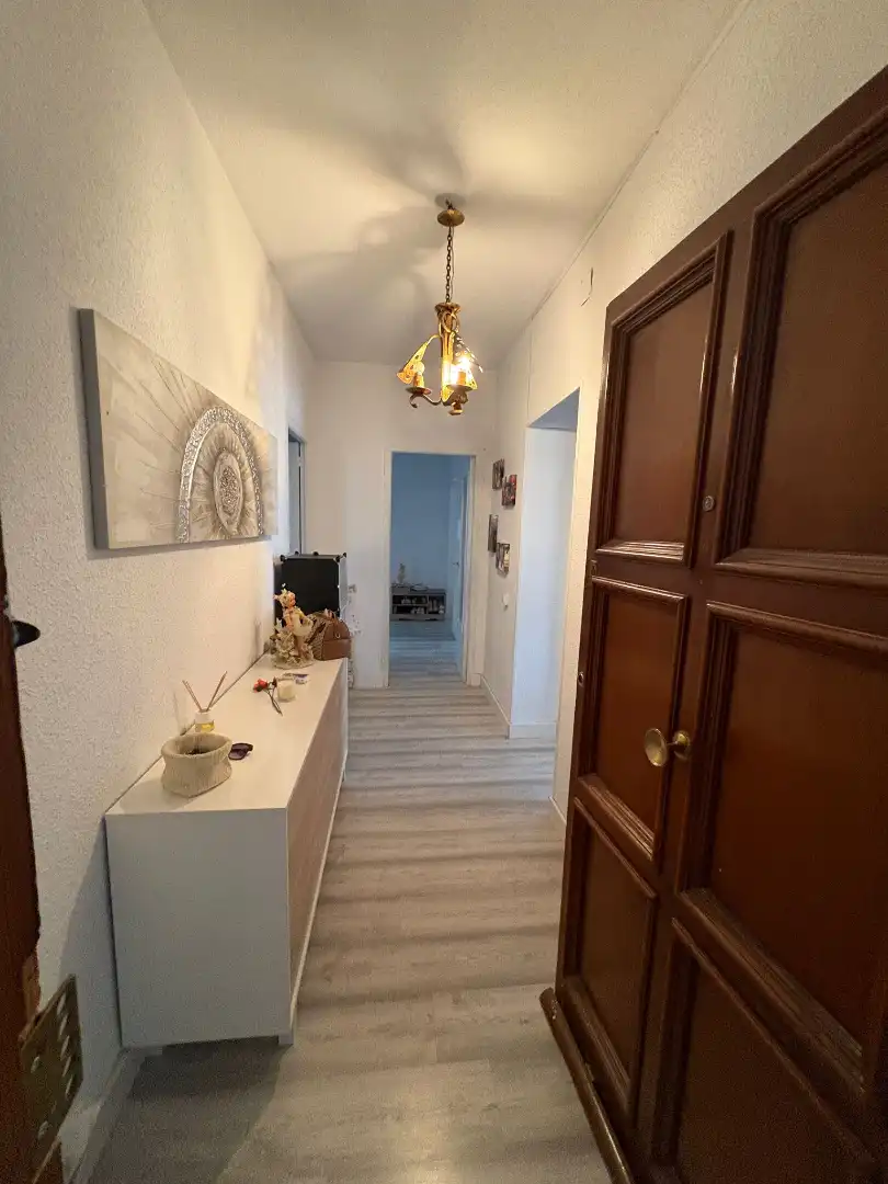 Flat for sale in Toledo  with Air Conditioner, Oven and Washing machine