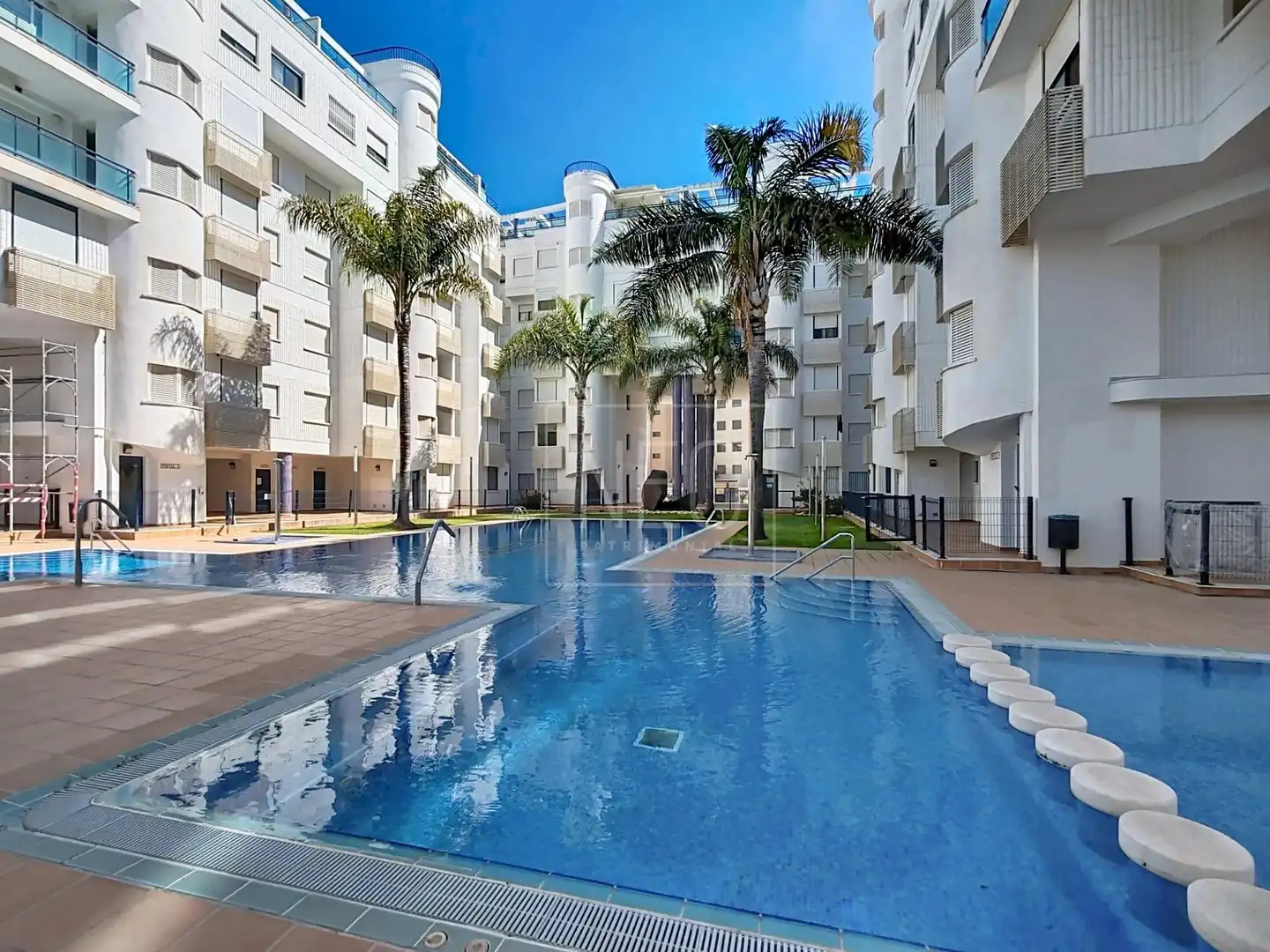 Swimming pool of Flat for sale in Daimús  with Air Conditioner, Heating and Private garden