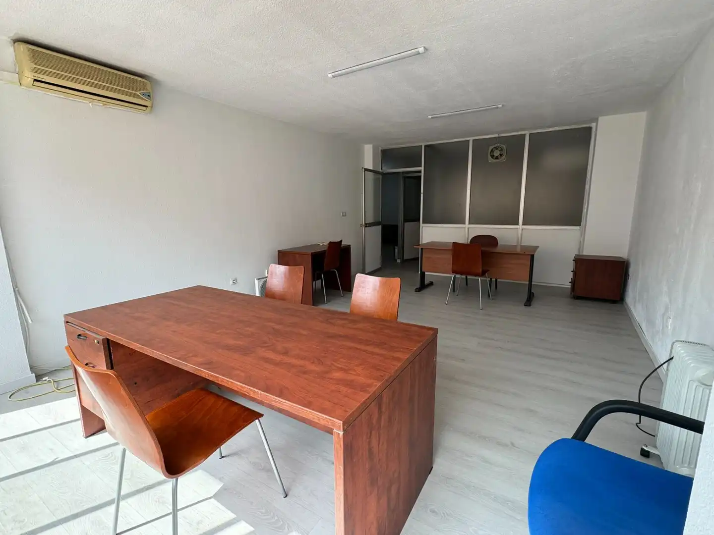 Bureau avec ascenseur à vendre à trinidad grund, imagen 7