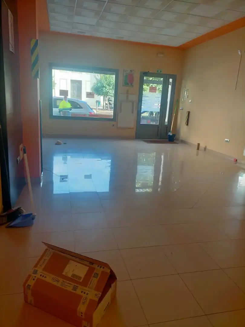 Local de alquiler en Don Benito con Aire acondicionado