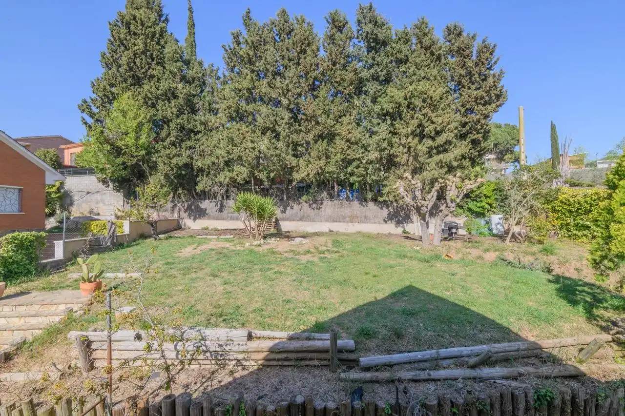 Jardí de Casa o xalet en venda en Lliçà d'Amunt amb Aire condicionat, Terrassa i Traster