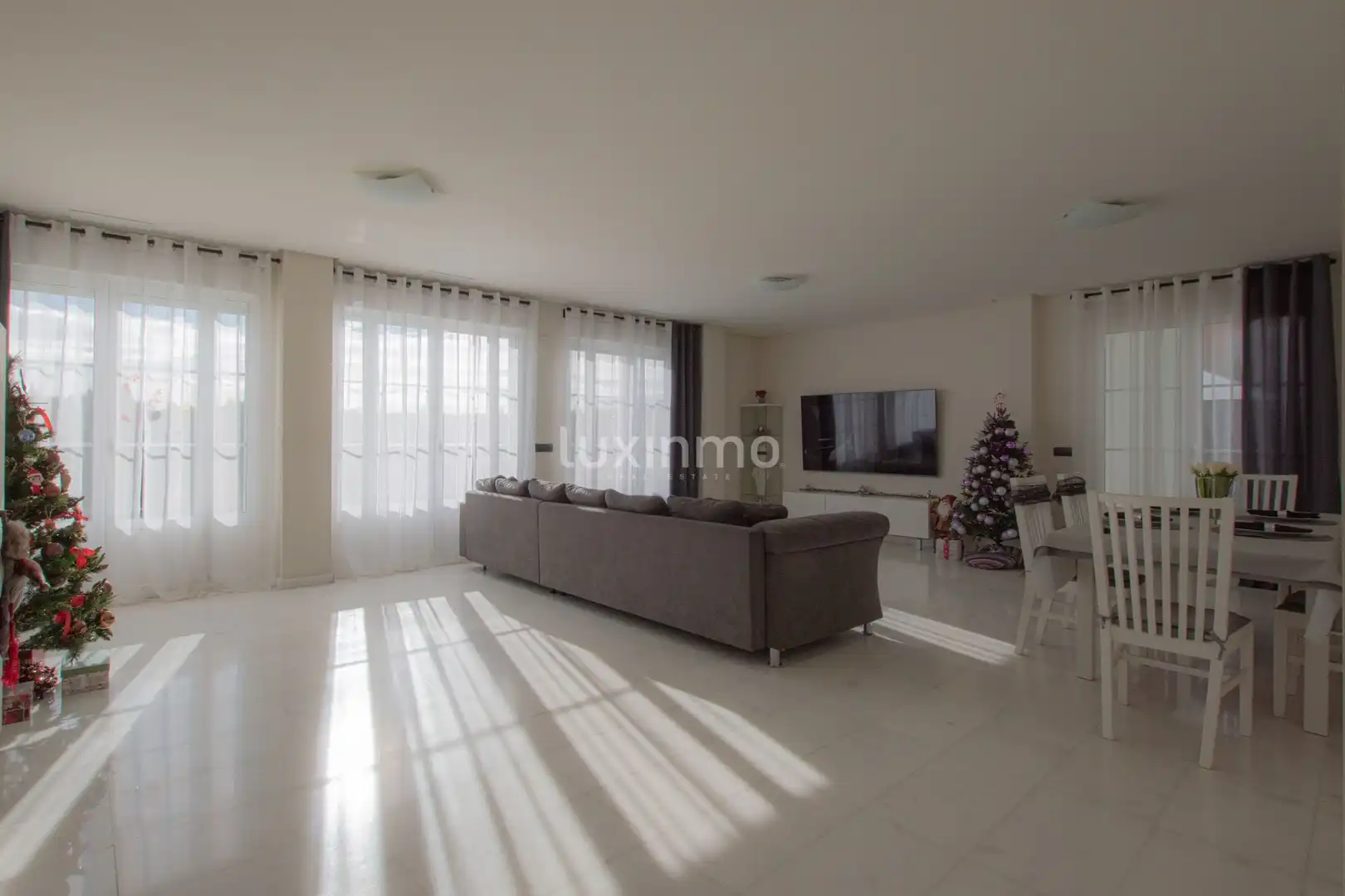 Chalet con terraza en venta en Golf Bahía, imagen 13
