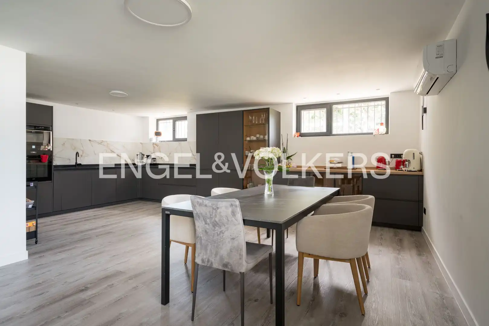 Comedor de Casa o chalet en venta en Gijón  con Calefacción, Jardín privado y Terraza